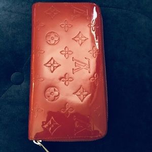 Louis Vuitton Clutch